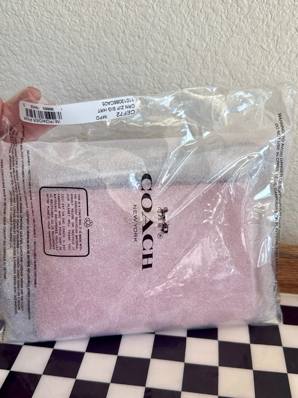 Coach Pink Signature Wristlet Powder Pink - Picture 4 of 4